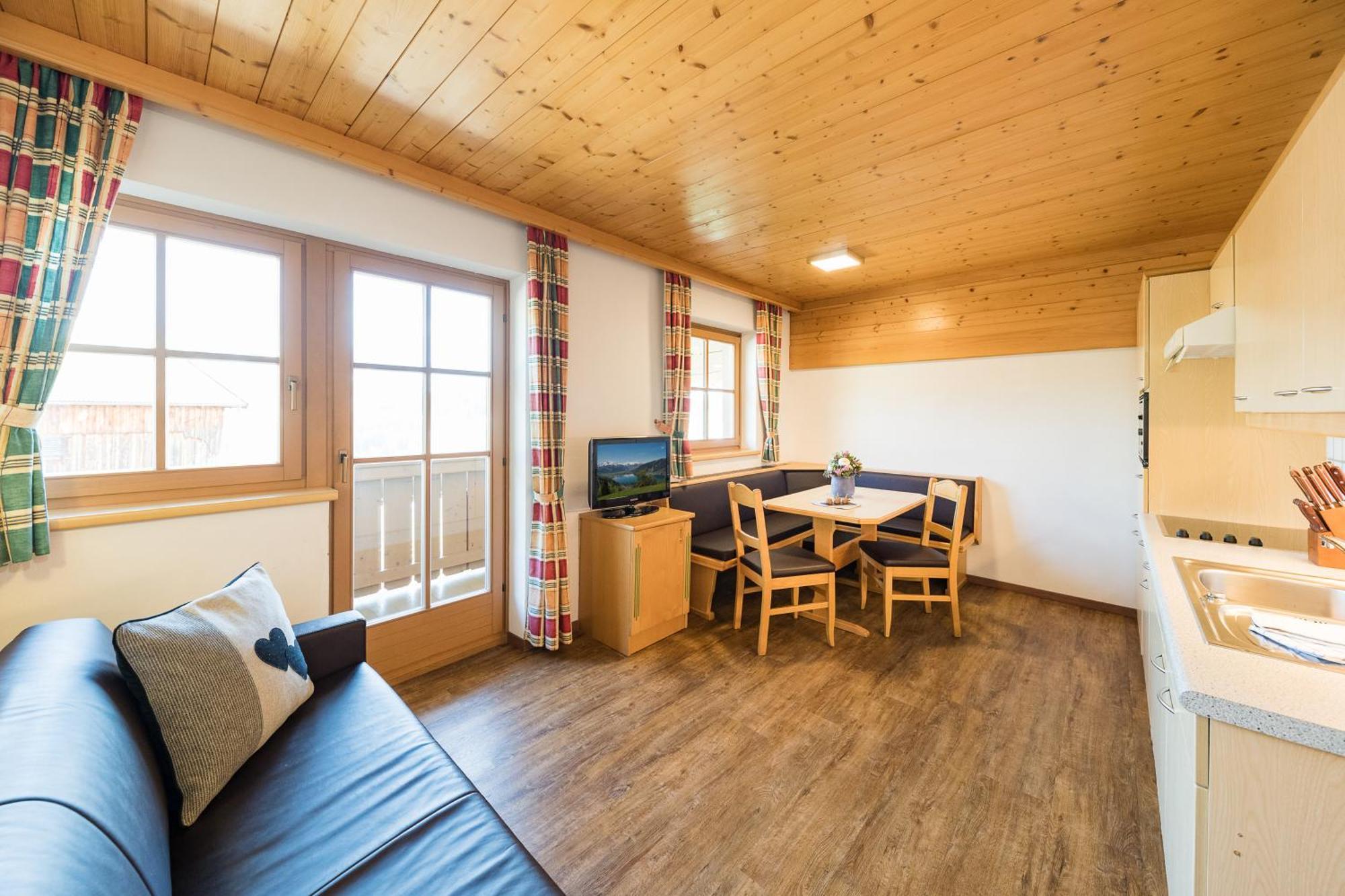 Aparthotel Feriengut Hasenau *