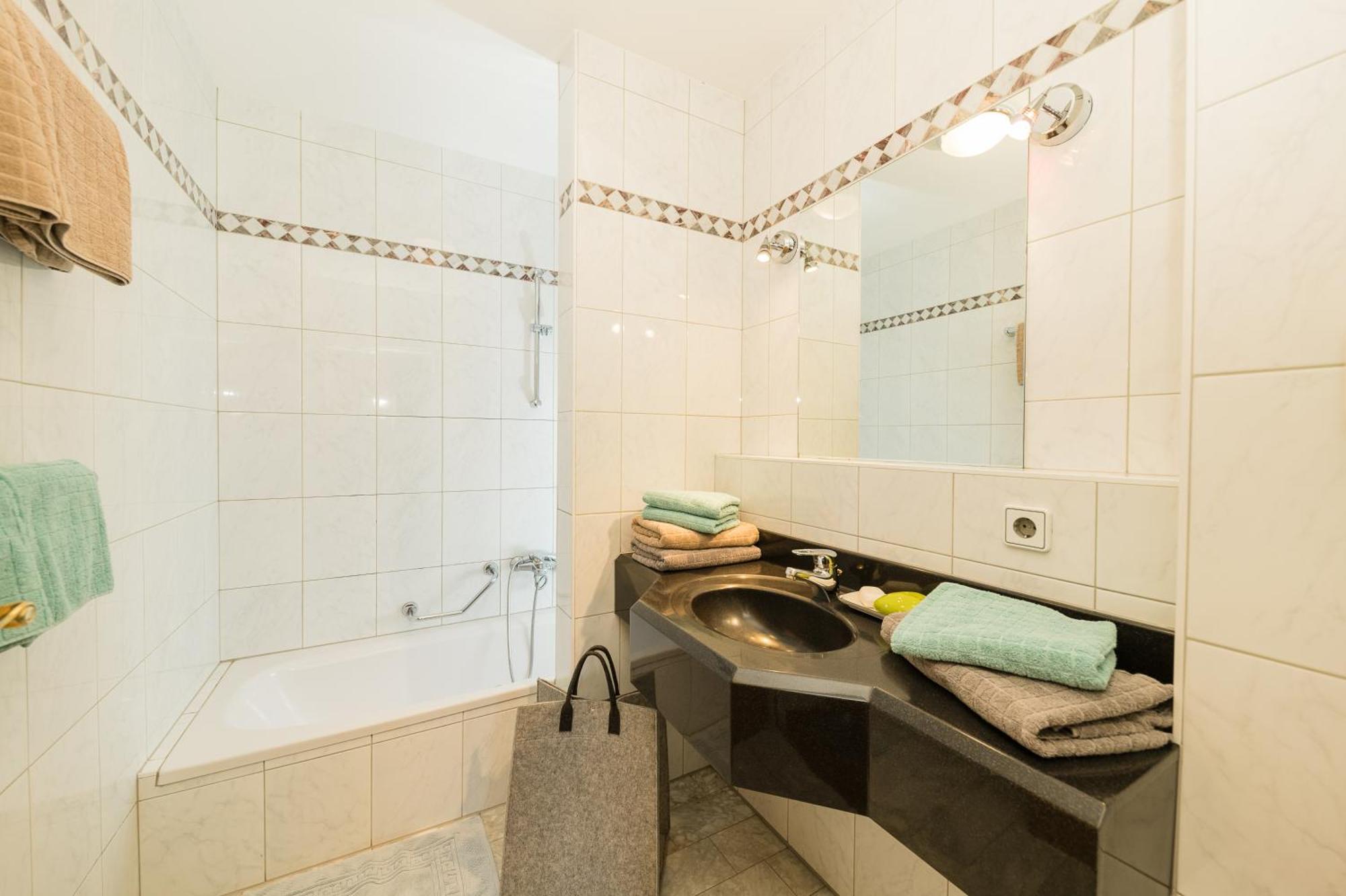 Aparthotel Feriengut Hasenau *
