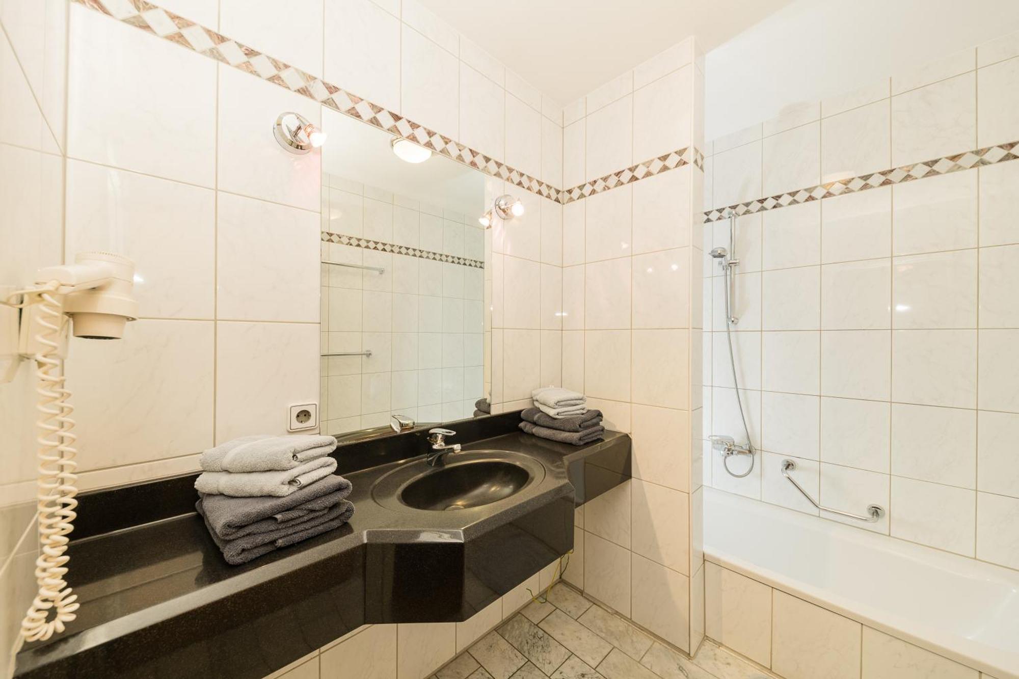 Aparthotel Feriengut Hasenau *