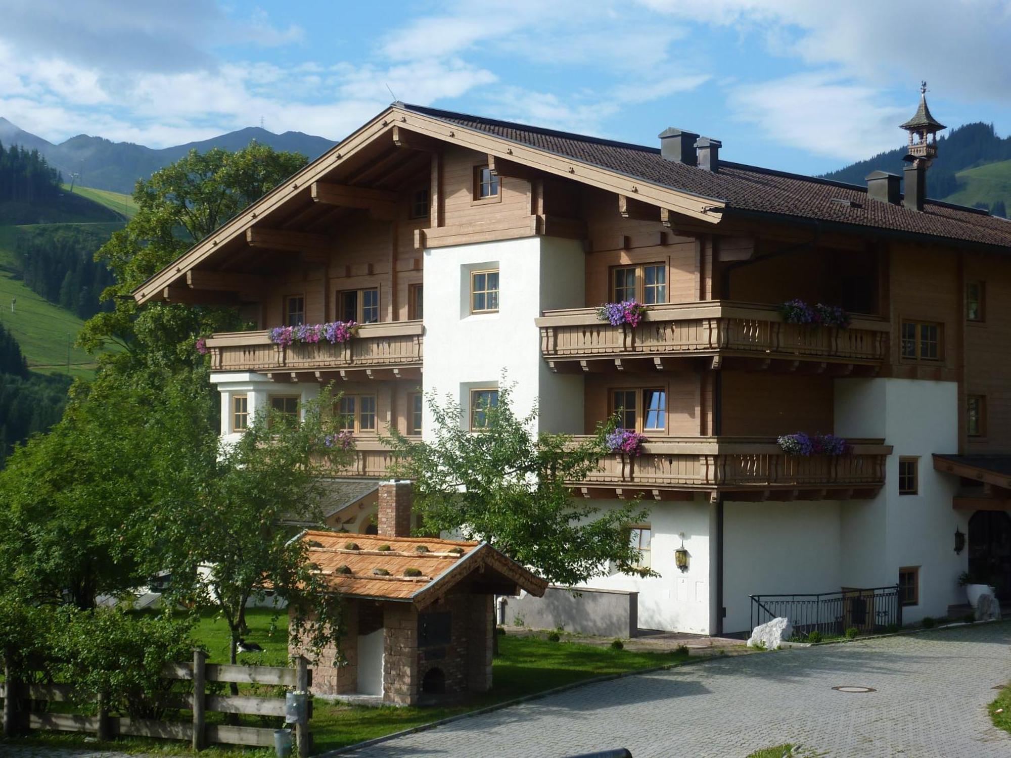 Aparthotel Feriengut Hasenau *